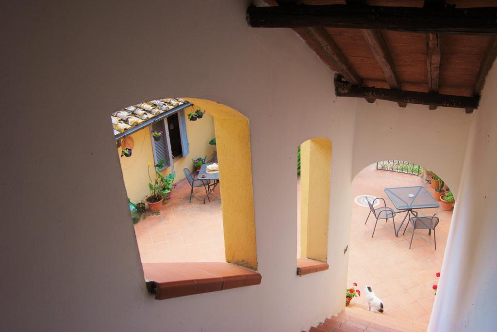 Il Colombaio, Siena -Appartamenti E Camere- Isola d'Arbia Exterior foto